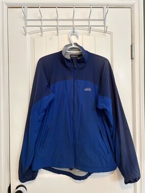 Patagonia Men's Two-Tone Navy and Royal Blue Windbreaker Jacket